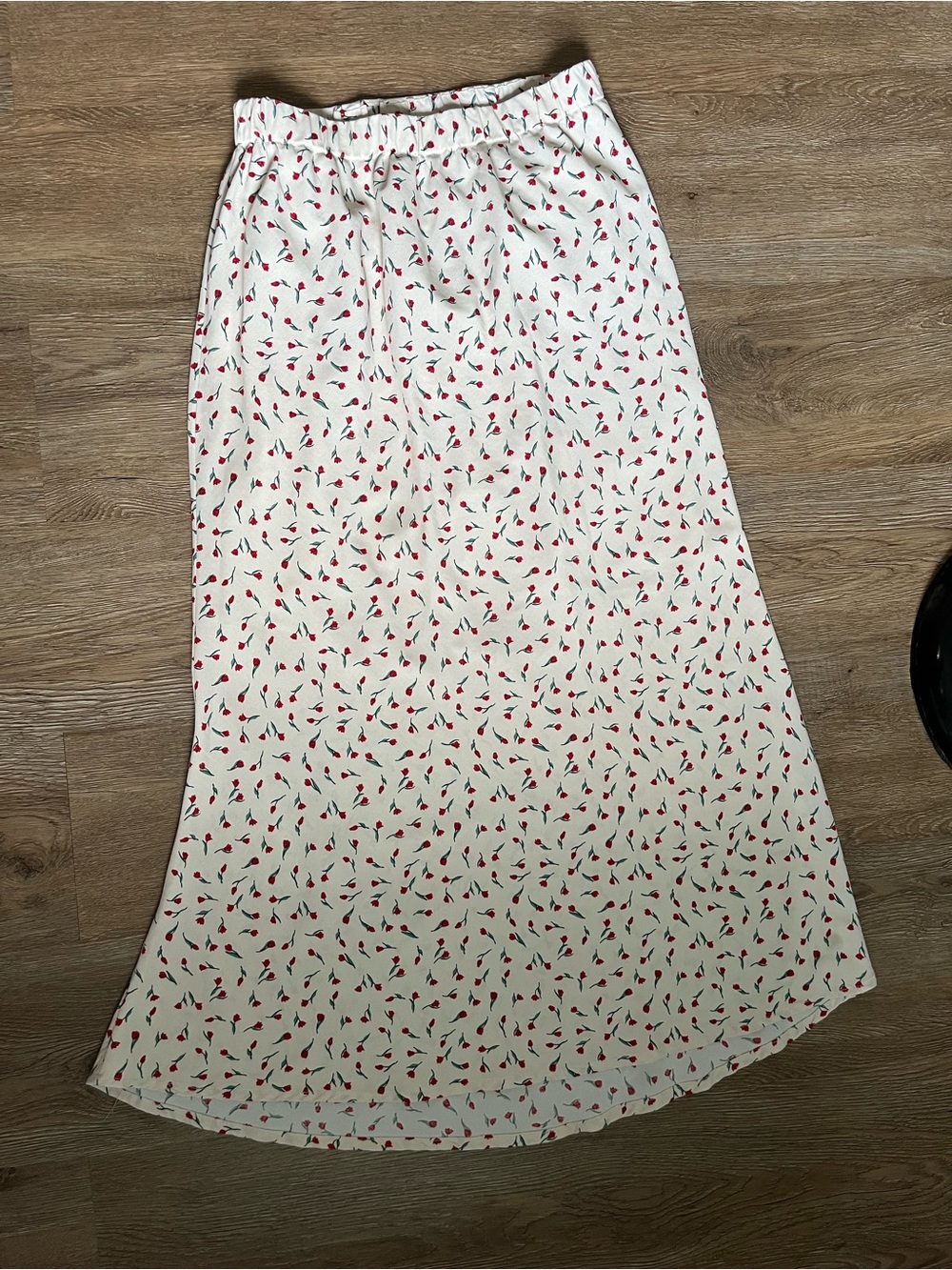 Cream Floral Midi Skirt with Red Rose Print